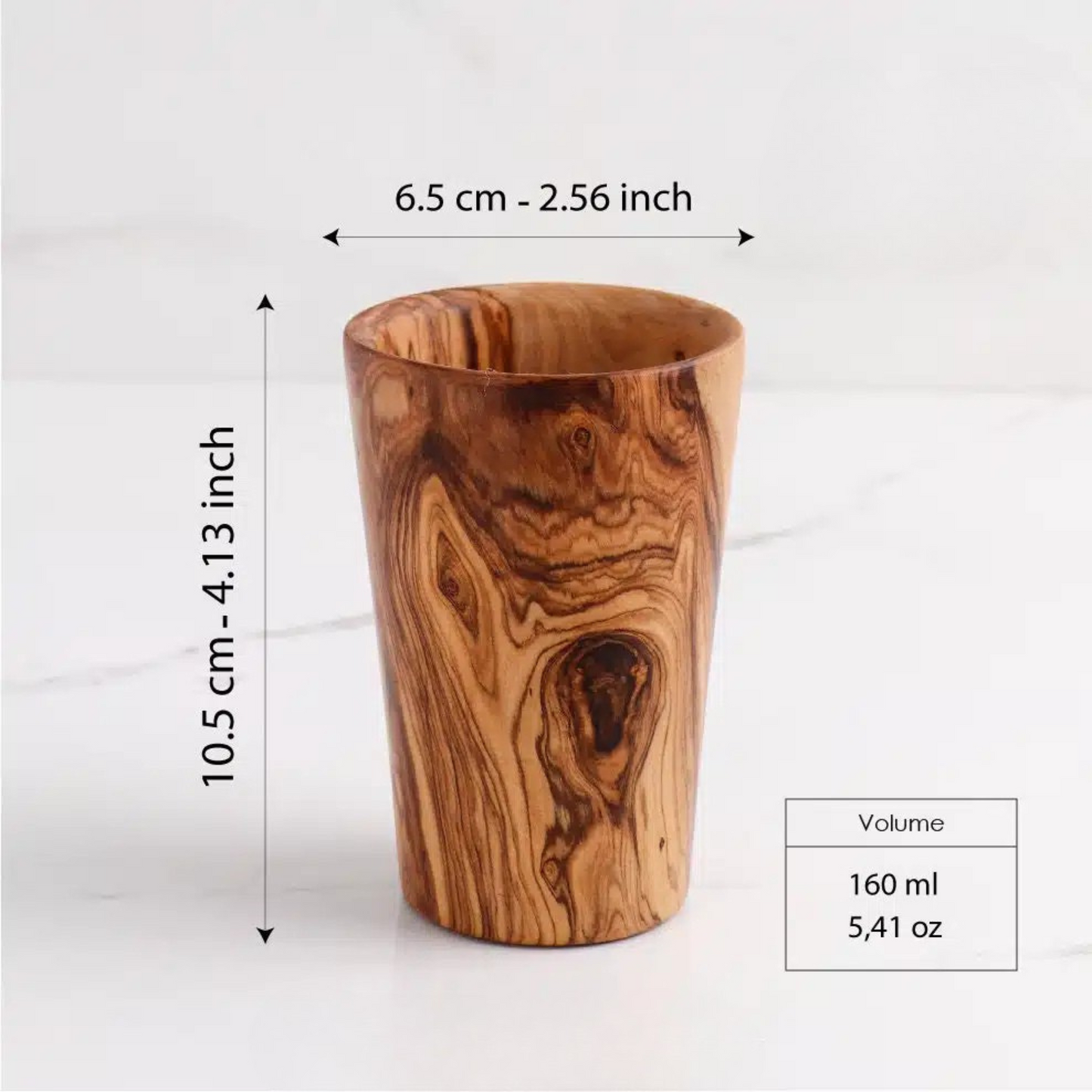 Handgefertigter Becher aus Olivenholz – umweltfreundlich, einzigartig und stilvoll