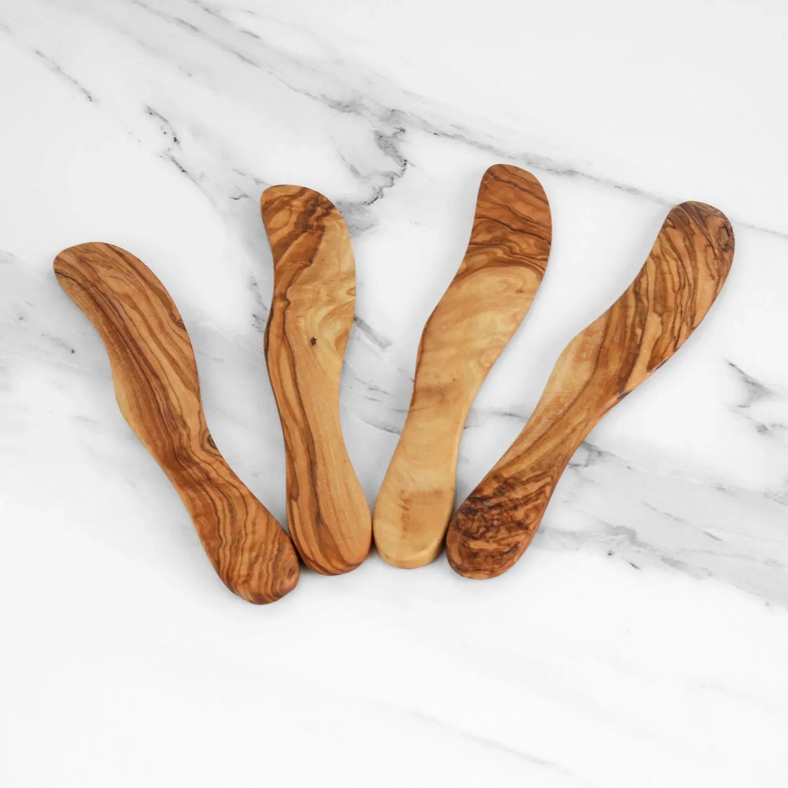 Langlebige Streumesser aus hochwertigem Holz

