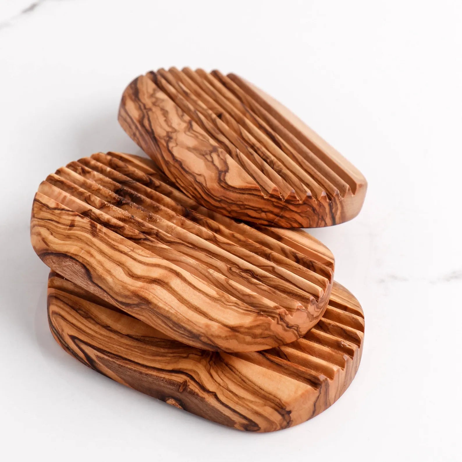 Handgefertigte Seifenschale aus Olivenholz – natürlich, langlebig und dekorativ

