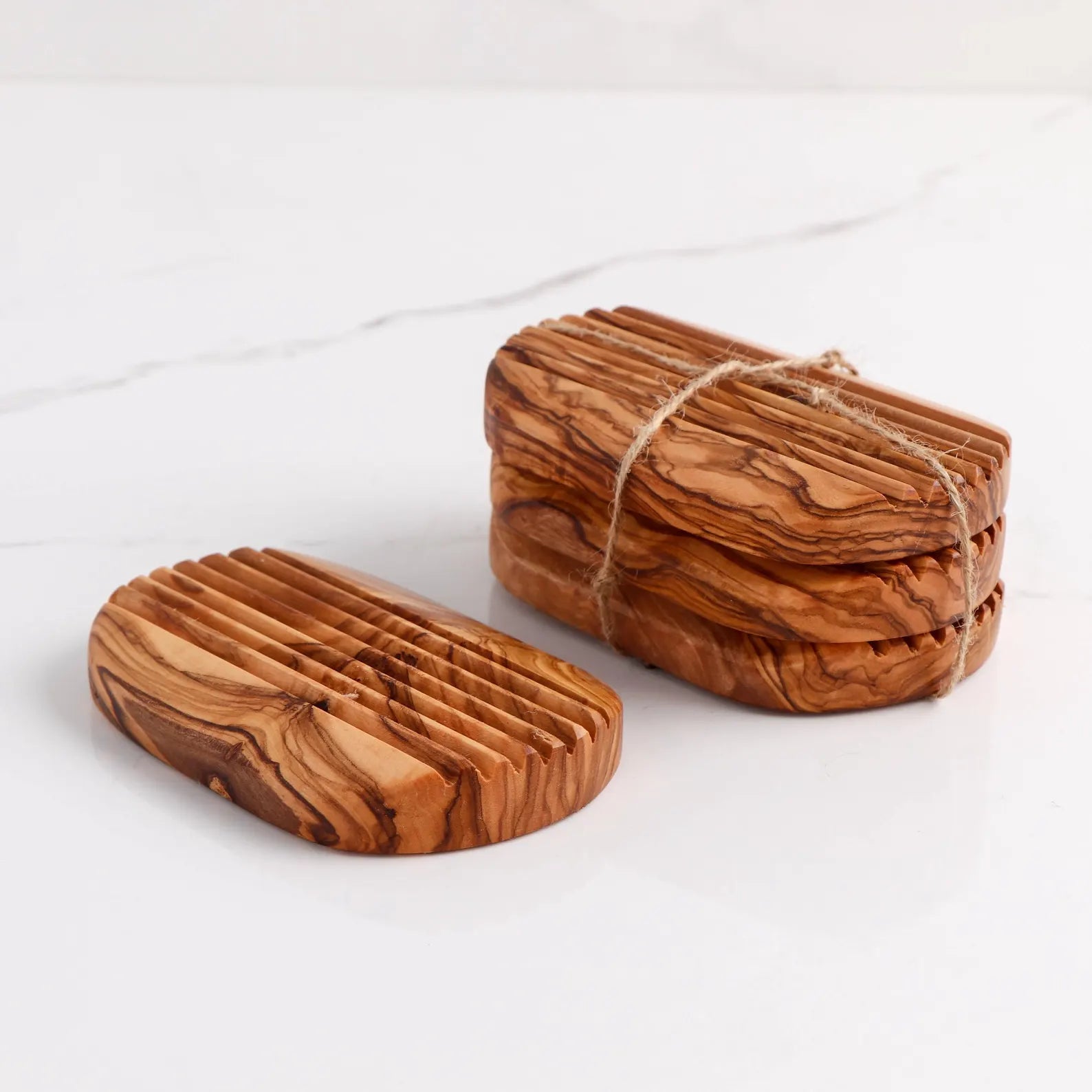 Handgefertigte Seifenschale aus Olivenholz – natürlich, langlebig und dekorativ

