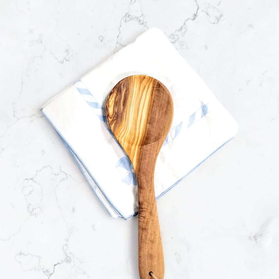 Kochlöffel aus Olivenholz mit natürlicher Maserung, ideal zum Kochen und Rühren