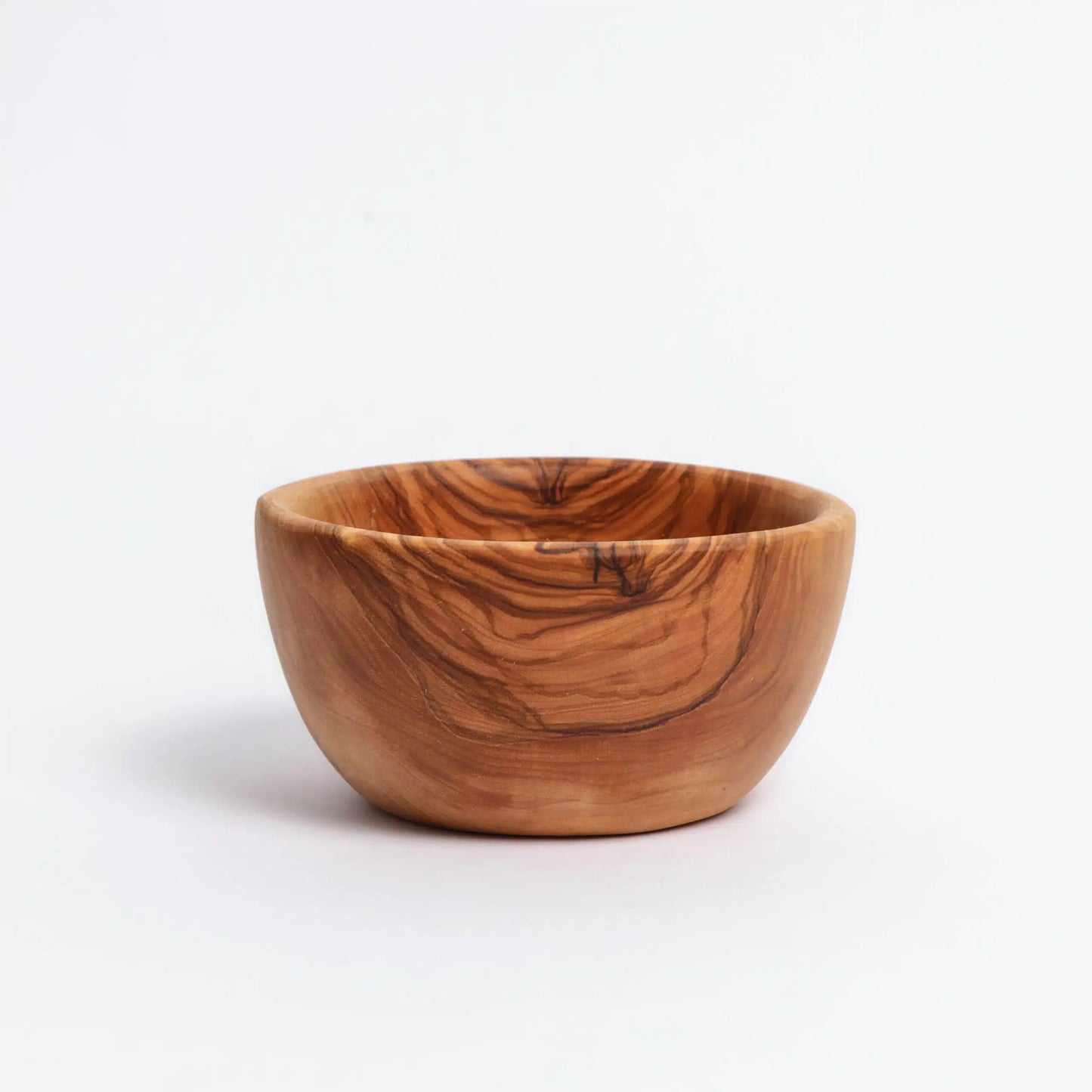Mittelgroße, handgefertigte Schale aus langlebigem Olivenholz – hochwertig und robust

