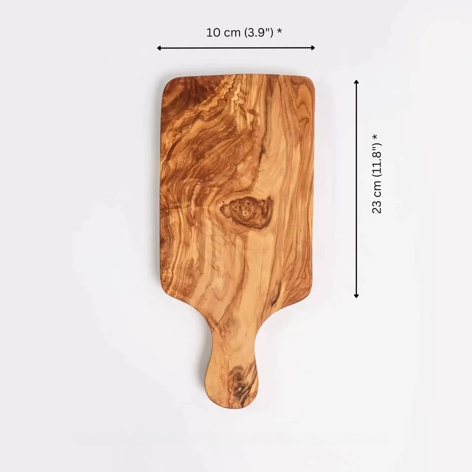 Massives Schneidbrett aus Olivenholz mit Griff, ideal zum Schneiden und Servieren
