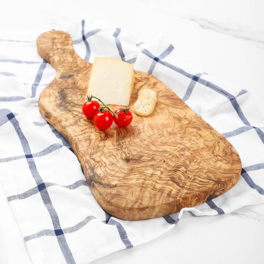 Schneidebrett aus Olivenholz mit Griff – handgefertigt und rustikal

